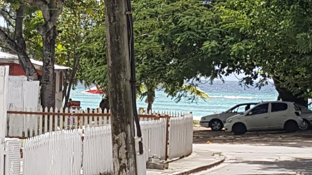 Worthing Beach Apartments Bridgetown Zewnętrze zdjęcie