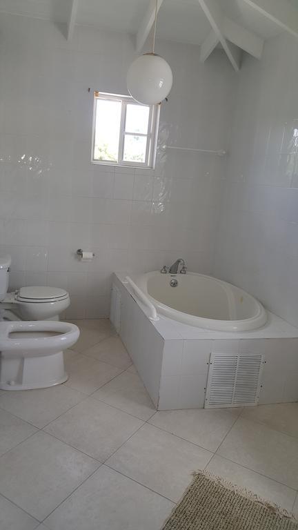 Worthing Beach Apartments Bridgetown Zewnętrze zdjęcie