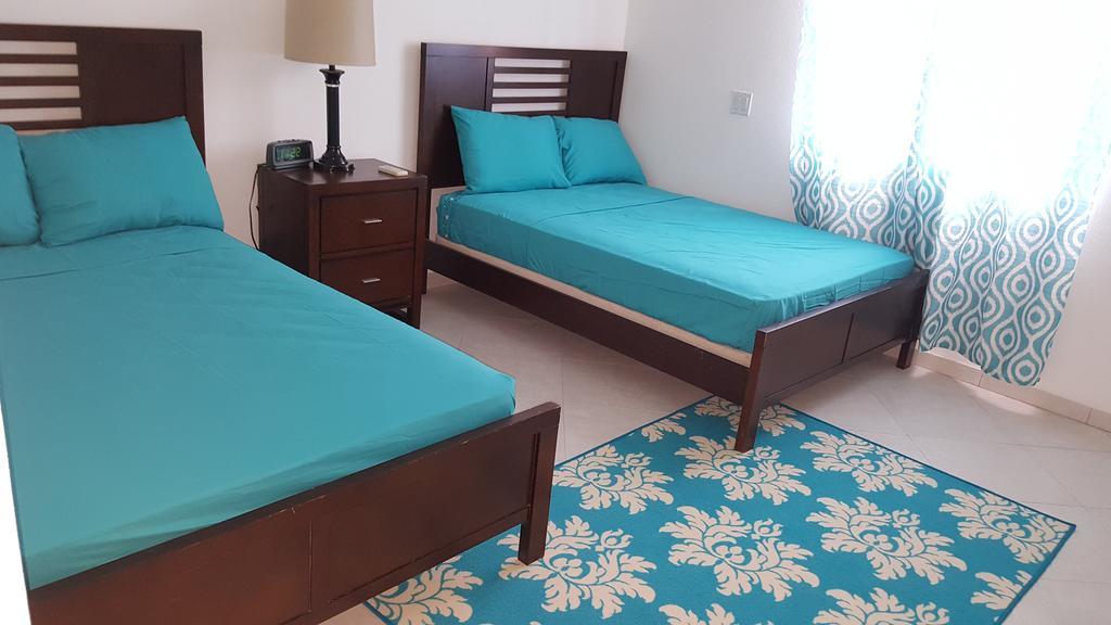 Worthing Beach Apartments Bridgetown Zewnętrze zdjęcie