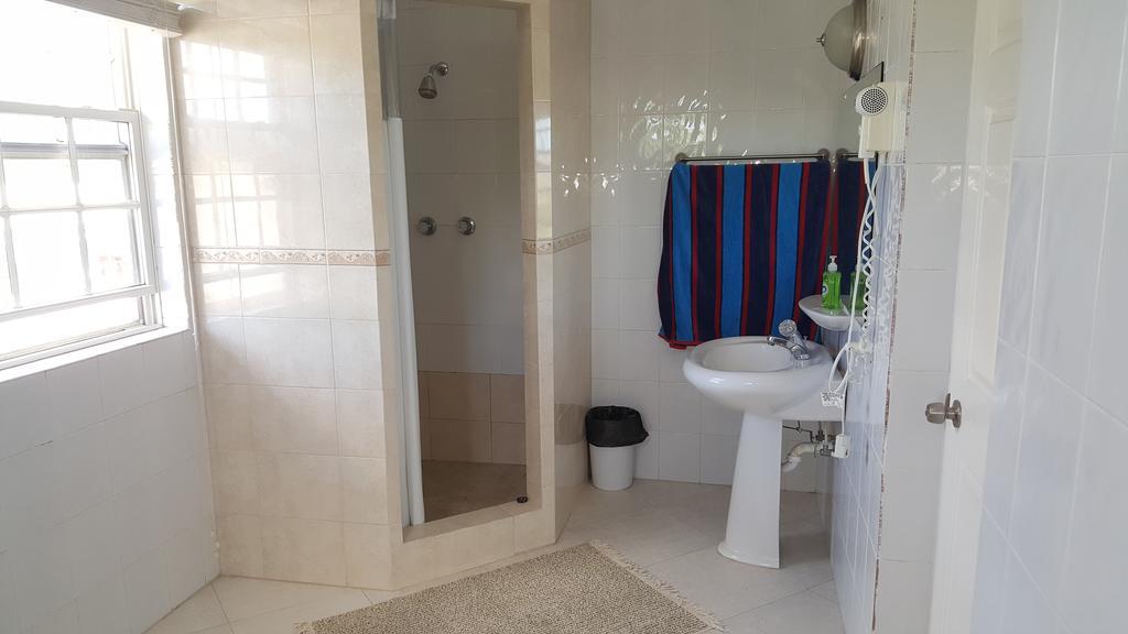 Worthing Beach Apartments Bridgetown Zewnętrze zdjęcie
