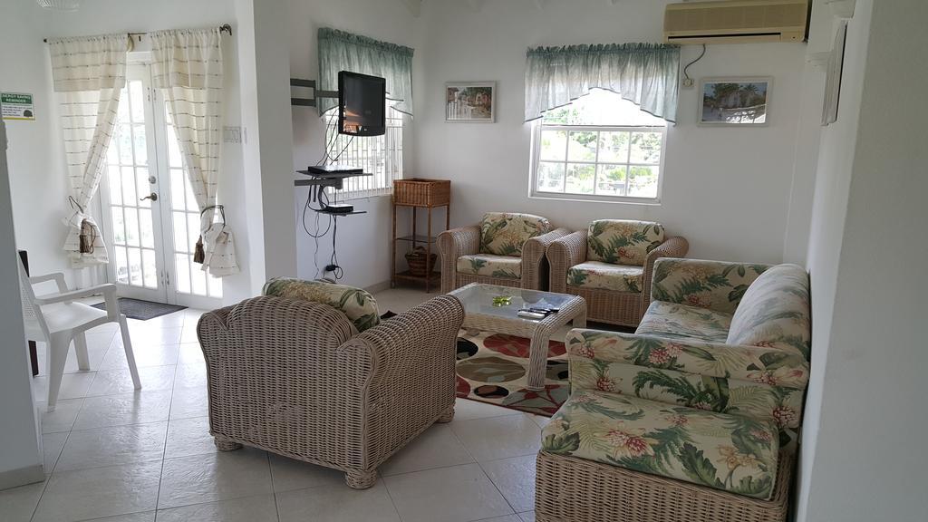 Worthing Beach Apartments Bridgetown Zewnętrze zdjęcie